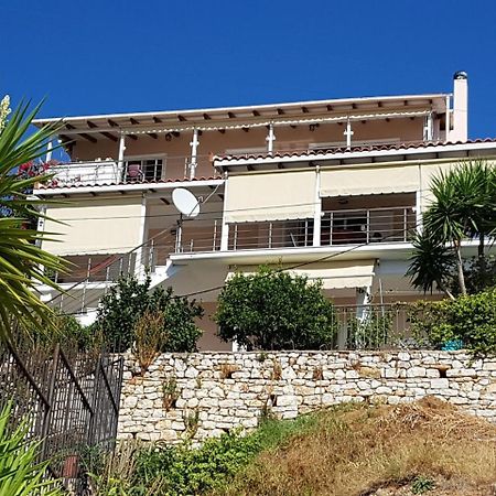 Appartamento ★ Meniko'S House ★ Cozy Nest Himare Esterno foto