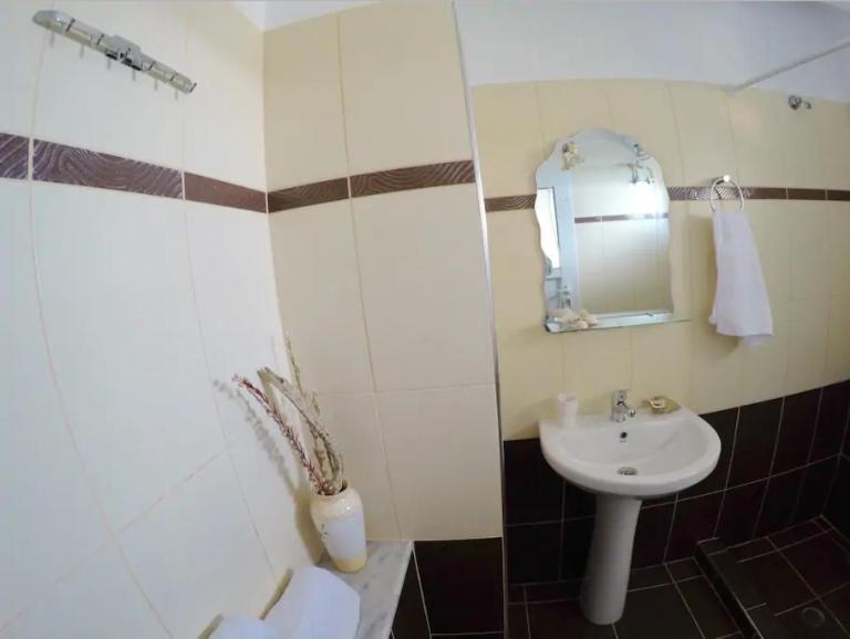 Appartamento ★ Meniko'S House ★ Cozy Nest Himare Esterno foto